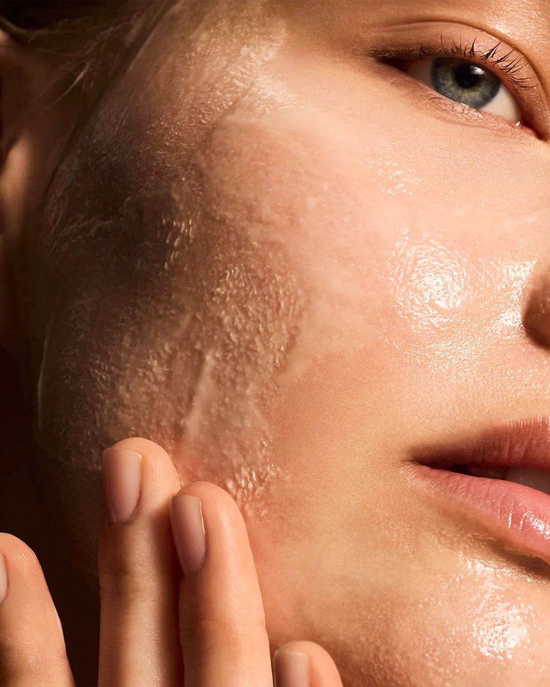 iSClinical Warming Honey Cleanser
