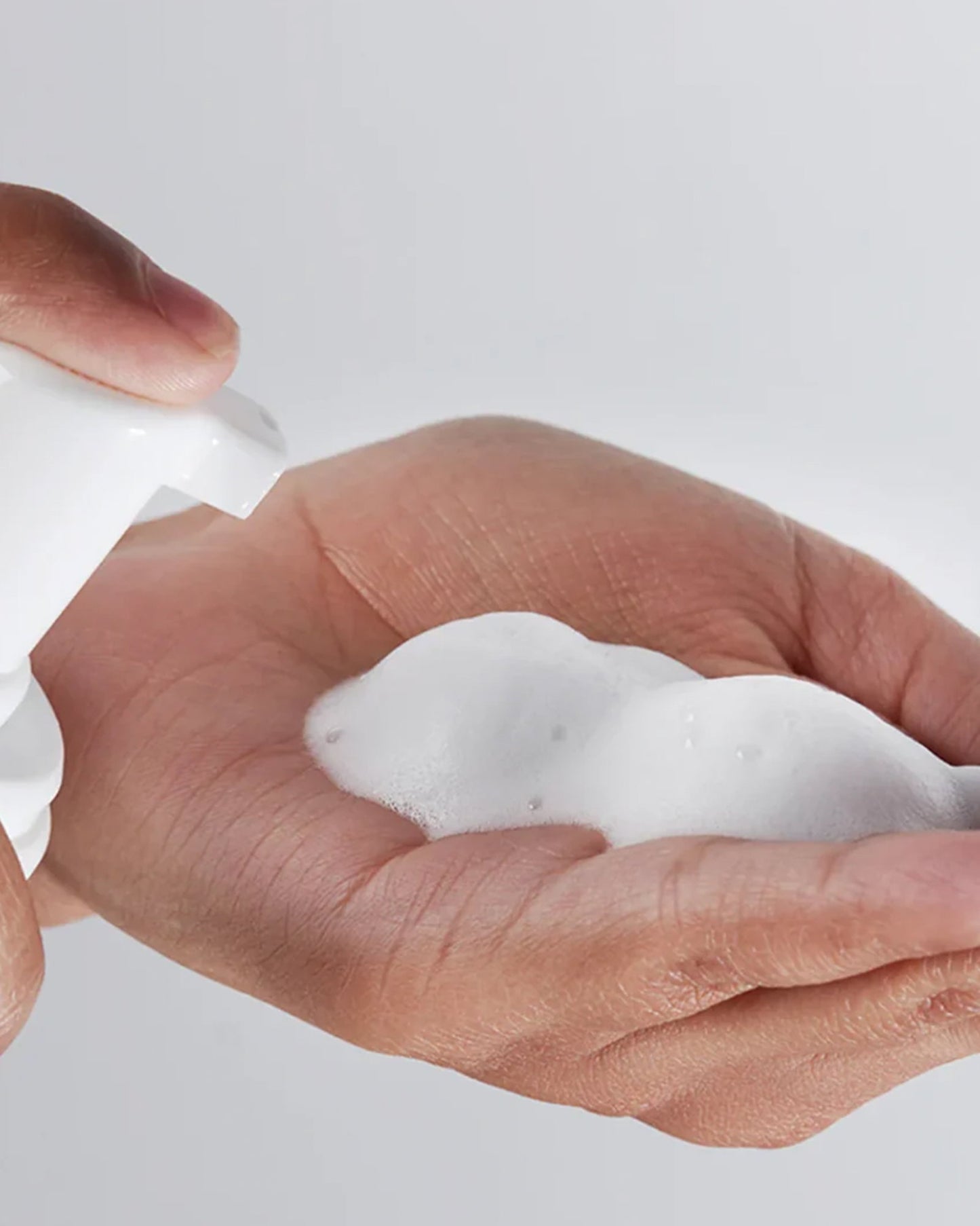 Medik8 Calmwise Soothing Cleanser