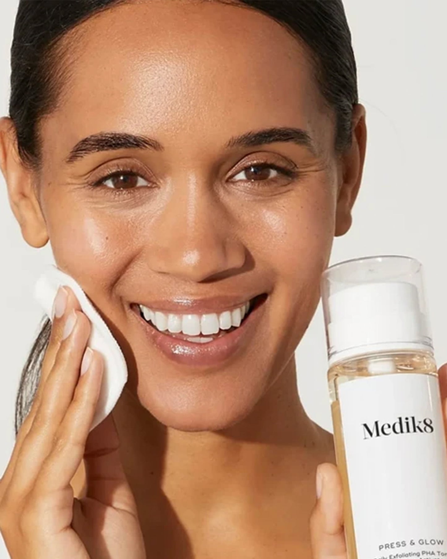 Medik8 Press & Glow