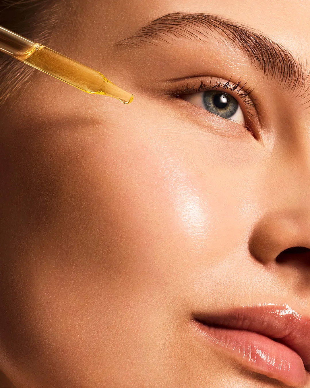 IsClinical Pro-heal Serum