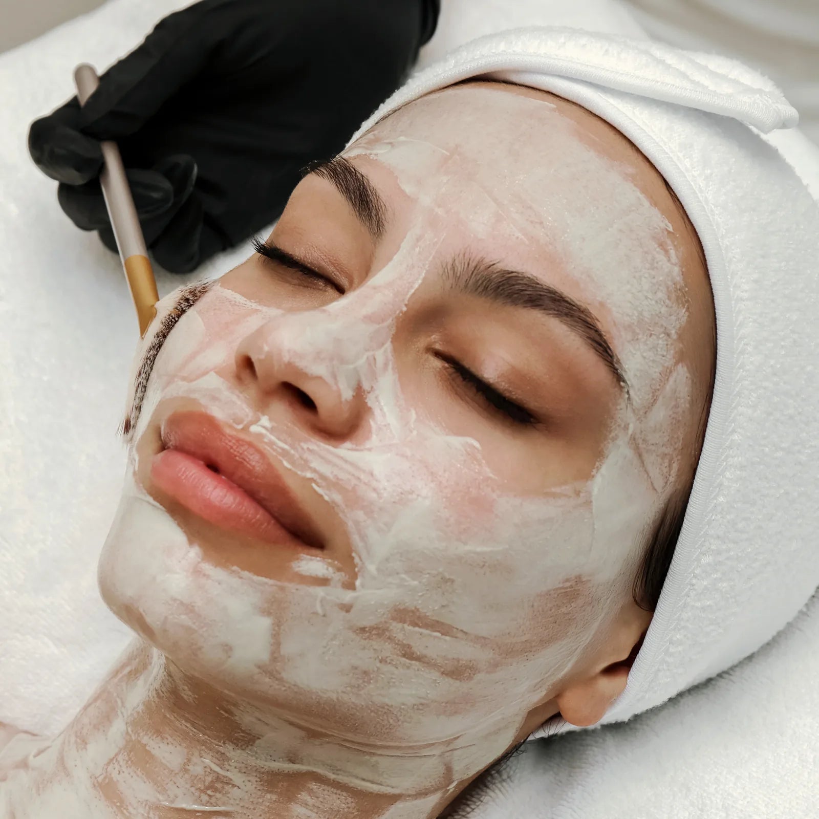 La_Belle_Cosmetics_Treatments_Exfoliating_Clear_Skin_Facial